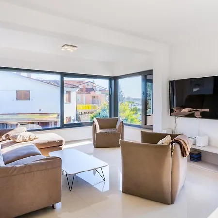 Vizula E - Karsten A6 Apartment