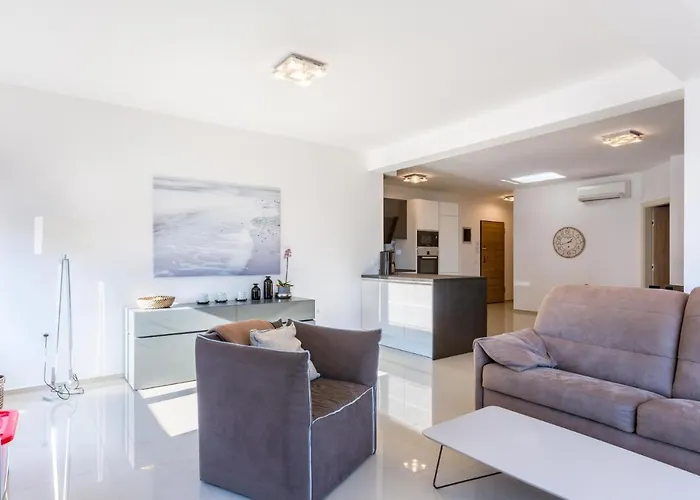 Vizula E - Karsten A6 * Medulin