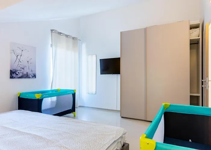 Vizula E - Karsten A6 Apartman *