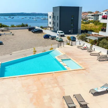 Vizula E - Karsten A6 Apartment Medulin